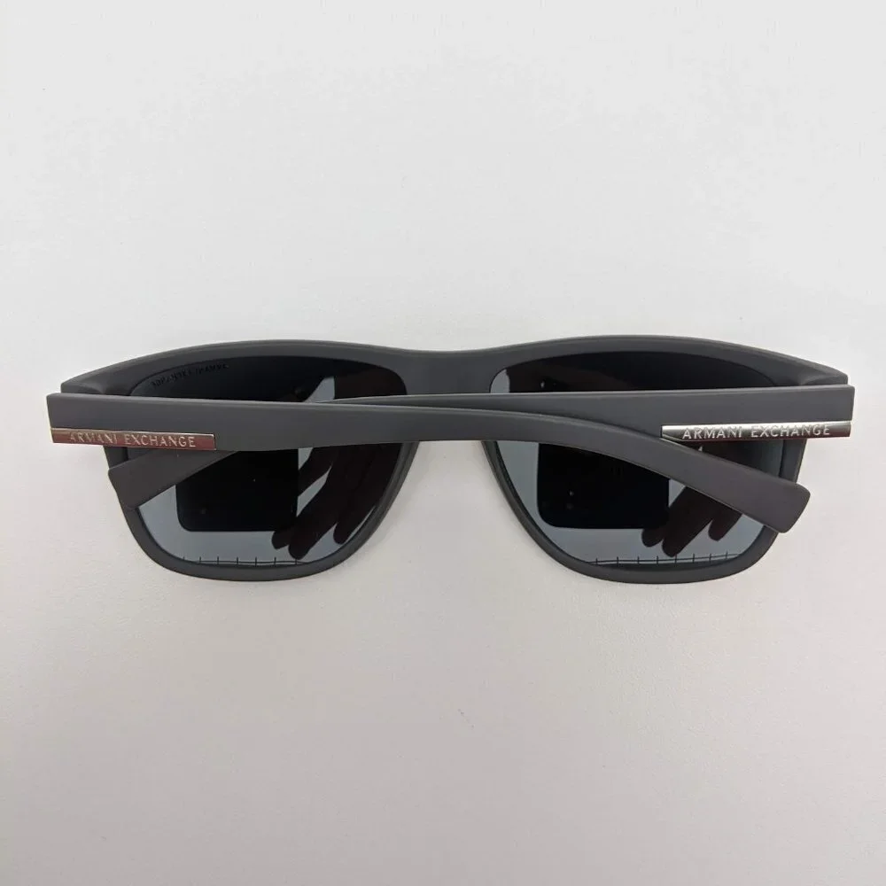 Armani Exchange 10 excellent